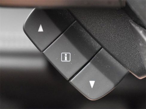 Used 2020 Subaru Outback Limited w/ Popular Package #2 image 24