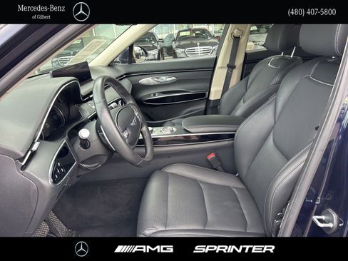 Used 2025 Genesis GV70 2.5T AWD/4WD image 10