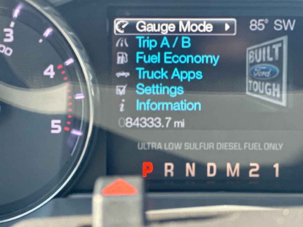 Used 2015 Ford F250 XLT w/ XLT Premium Package AWD/4WD image 13