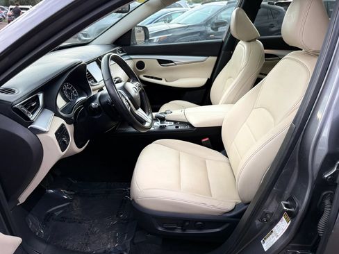 Used 2020 INFINITI QX50 Luxe AWD/4WD image 12