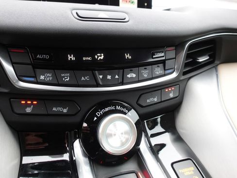 Certified 2025 Acura TLX w/ Technology Package image 19