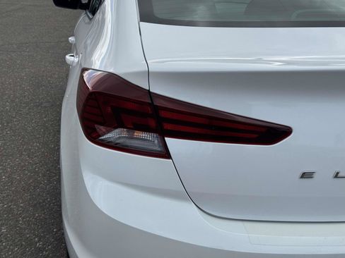 Used 2020 Hyundai Elantra SEL w/ Cargo Package (C1) image 9