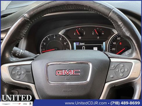 Used 2019 GMC Acadia SLT image 18