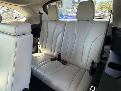 Certified 2023 Acura MDX SH-AWD w/ Technology Package image 10