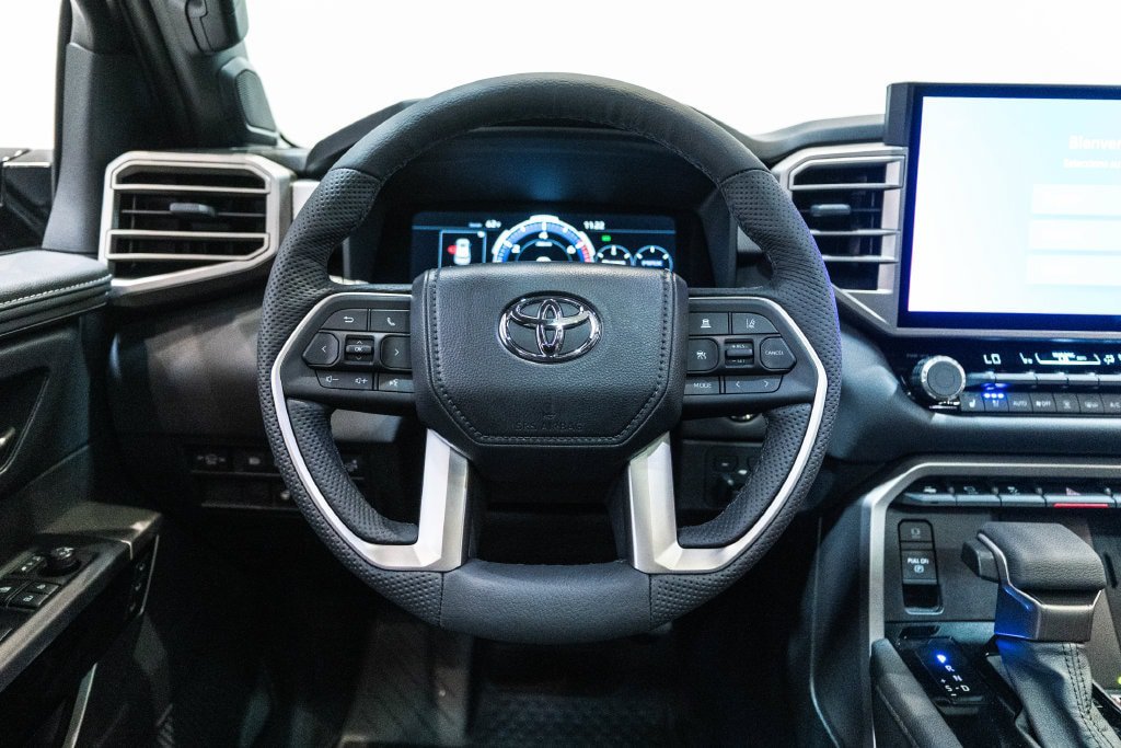 Certified 2026 Toyota Sequoia Limited w/ Tow Technology Package AWD/4WD image 16