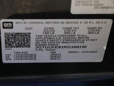 Used 2024 GMC Sierra 1500 AT4X image 39