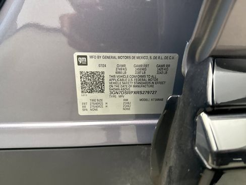 Used 2024 Chevrolet Equinox EV RS w/ LPO, Trailering Package image 20