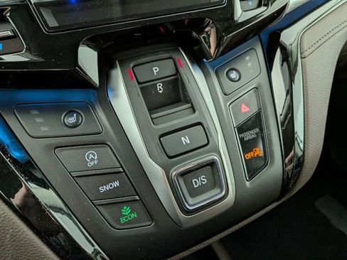 New 2026 Honda Odyssey Touring image 23