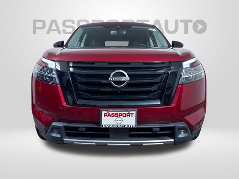 Used 2022 Nissan Pathfinder Platinum w/ Cargo Package image 3