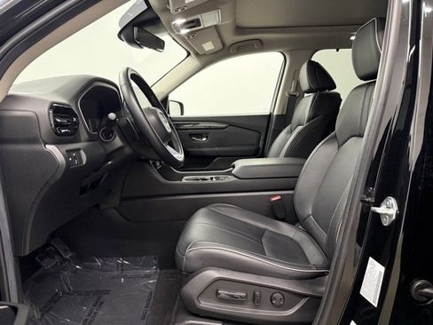 Certified 2025 Honda Pilot Elite image 16
