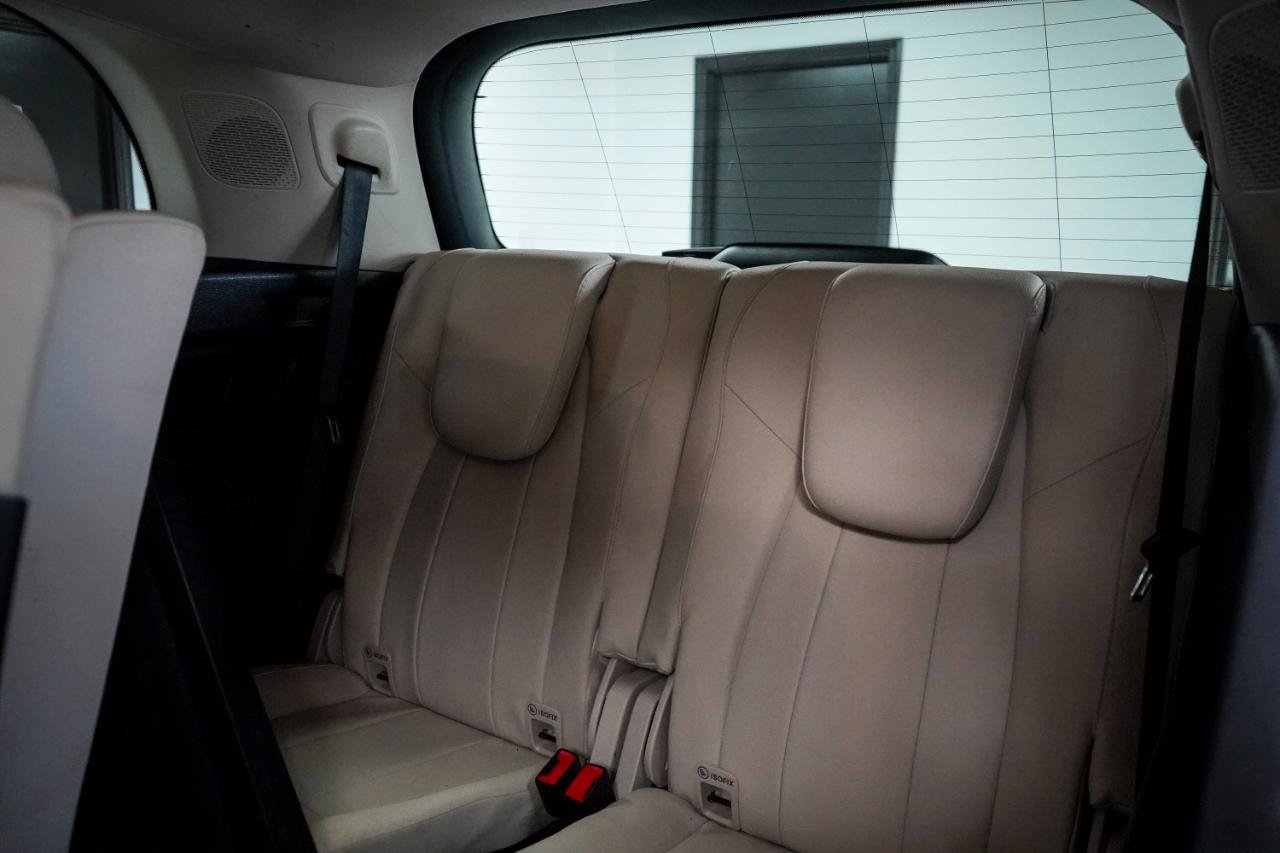 Used 2021 Mercedes-Benz GLB 250 w/ Premium Package image 20