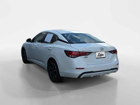 Used 2024 Nissan Sentra SV FWD image 6