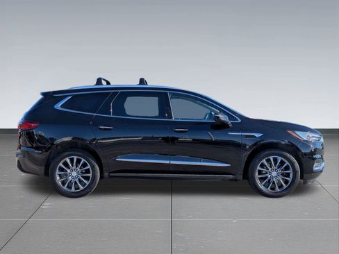 Used 2020 Buick Enclave Essence w/ Sound and Sites Package AWD/4WD image 7