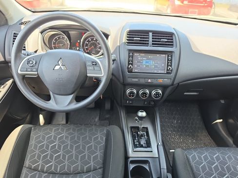 Used 2024 Mitsubishi Outlander Sport ES AWD/4WD image 7