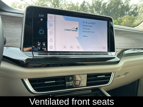 Certified 2025 Volkswagen Atlas SEL Premium R-Line image 32