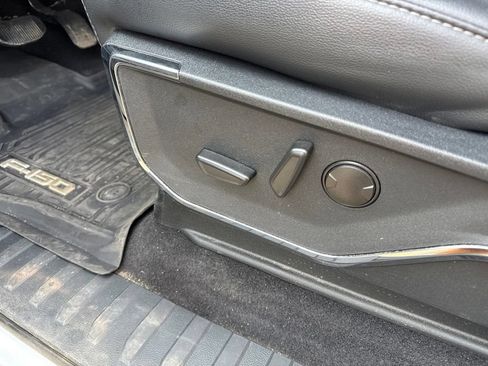 Used 2024 Ford F150 Lariat AWD/4WD image 10