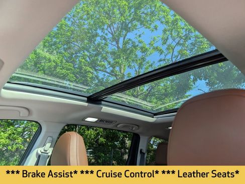 Certified 2024 Subaru Ascent Touring w/ Popular Package #2 AWD/4WD image 5