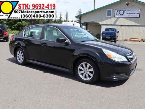 Used 2011 Subaru Legacy 2.5i Premium AWD/4WD image 11