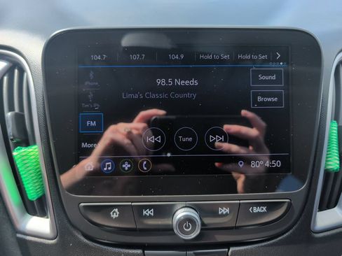Used 2020 Chevrolet Malibu LS w/ LPO, Convenience Package 2 FWD image 13