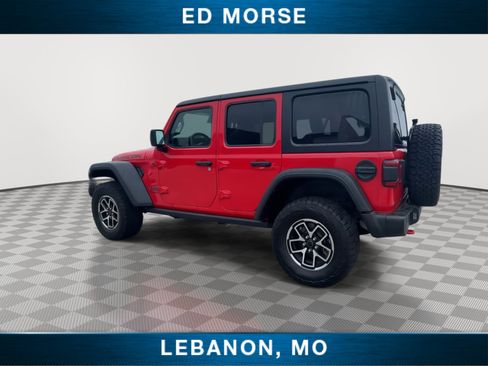 Used 2025 Jeep Wrangler Unlimited Rubicon AWD/4WD image 5