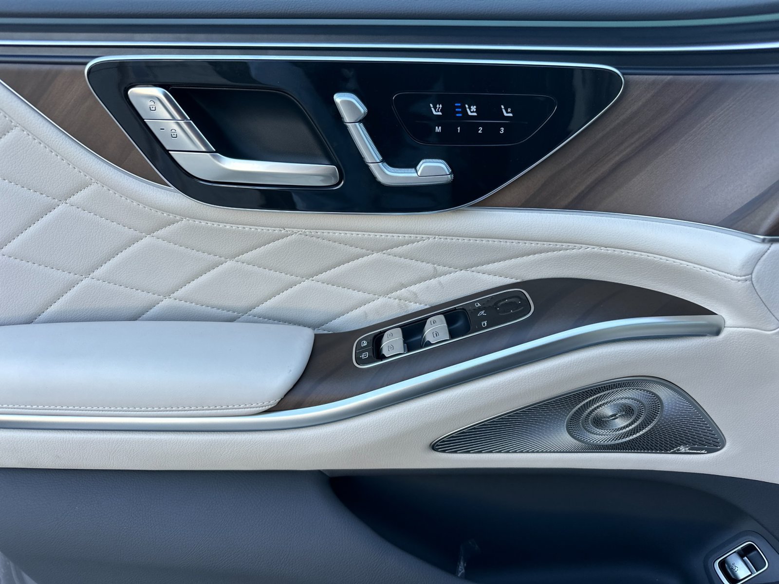 New 2027 Mercedes-Benz S 580 4MATIC Sedan image 11