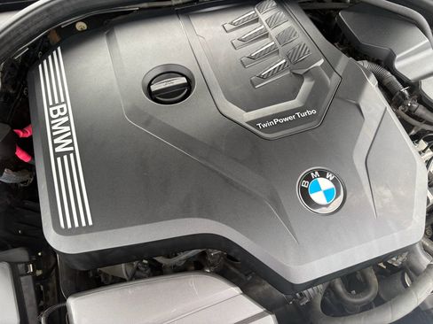 Used 2022 BMW 330i Sedan w/ M Sport Package RWD image 37