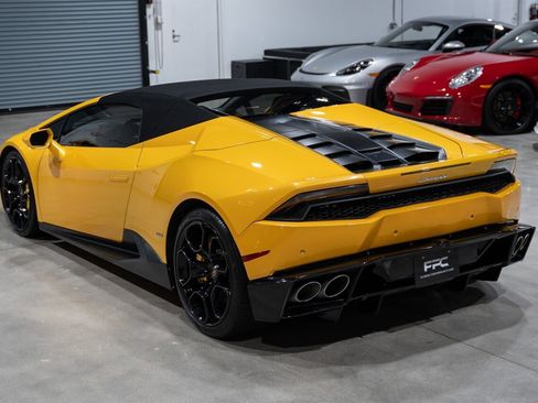 Used 2016 Lamborghini Huracan LP 610-4 image 12