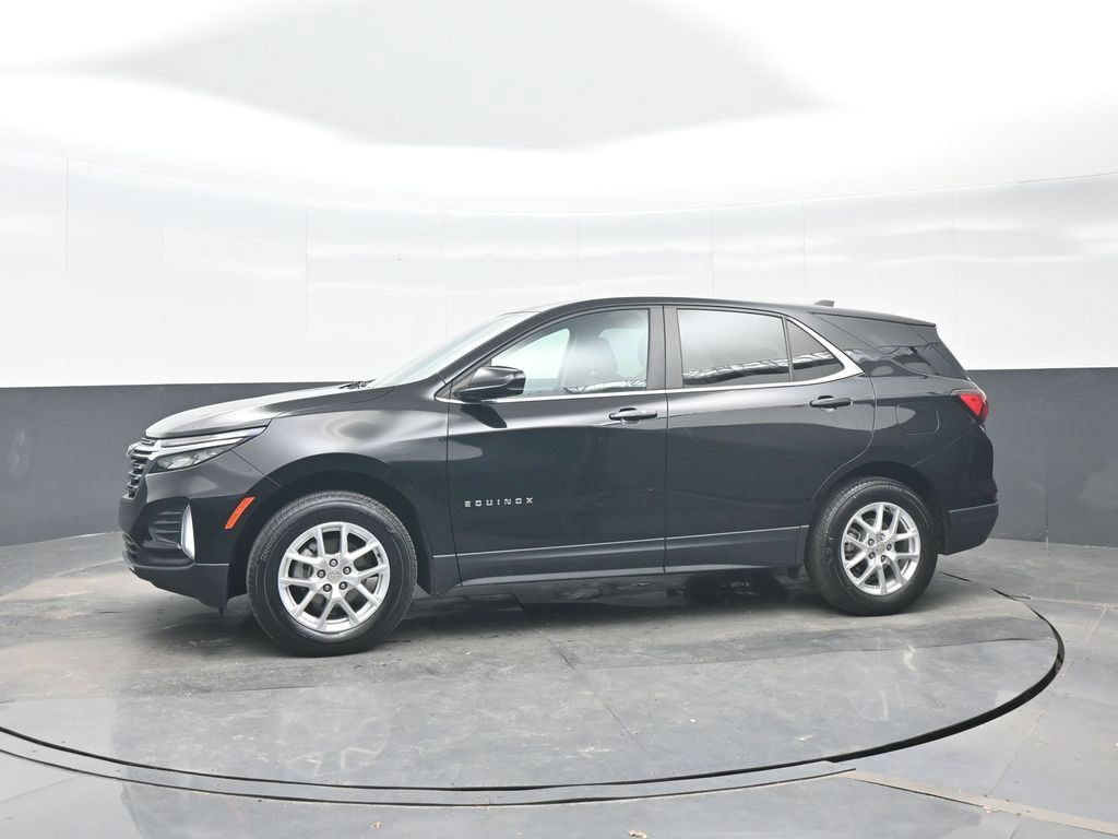 Used 2024 Chevrolet Equinox LT AWD/4WD image 3