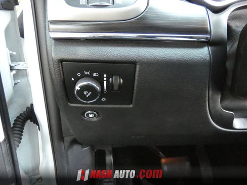 Used 2019 Jeep Grand Cherokee Limited w/ Luxury Group II AWD/4WD image 67