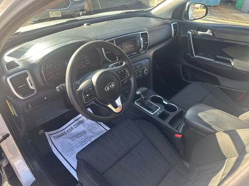Used 2019 Kia Sportage LX FWD image 14