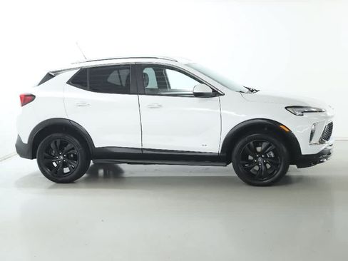 Used 2025 Buick Encore GX Sport Touring w/ Comfort Package AWD/4WD image 11