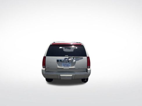Used 2008 Cadillac Escalade ESV AWD image 6