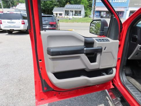 Used 2018 Ford F150 XL w/ Equipment Group 101A Mid AWD/4WD image 14