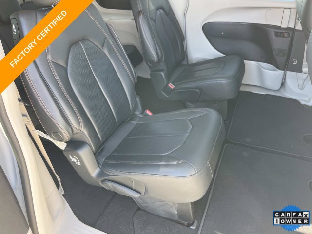 Used 2019 Chrysler Pacifica Touring-L FWD image 22
