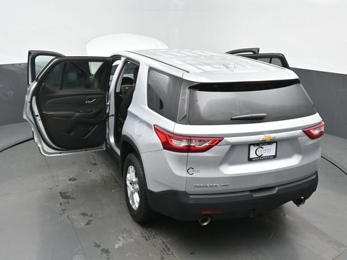 Used 2018 Chevrolet Traverse LS image 66