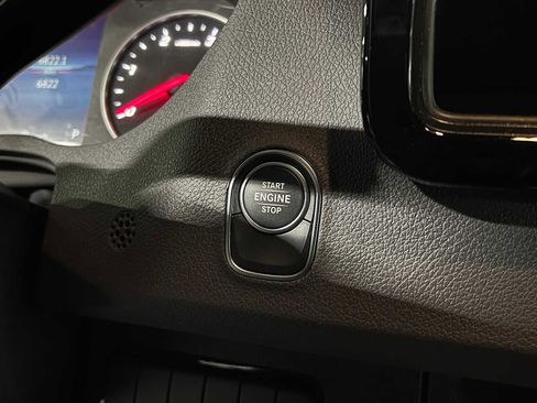 Used 2025 Mercedes-Benz Sprinter 2500 image 29