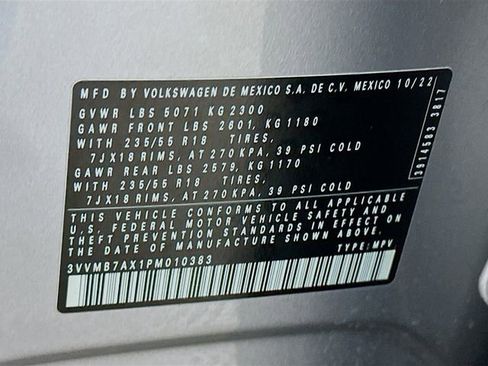 Used 2023 Volkswagen Tiguan SE AWD/4WD image 34