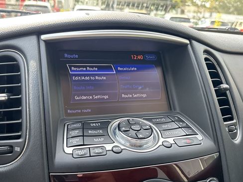 Used 2017 INFINITI QX50 AWD w/ Premium Plus Package image 15