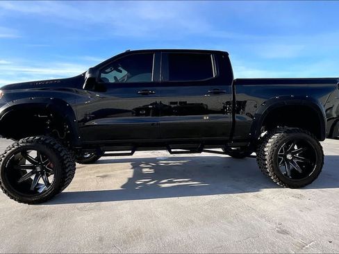 Used 2021 Chevrolet Silverado 1500 RST w/ All Star Edition Plus AWD/4WD image 3