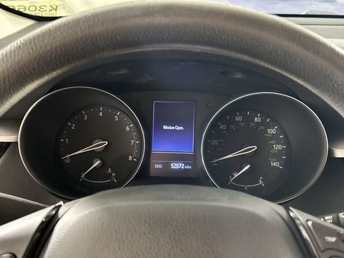 Used 2020 Toyota C-HR LE FWD image 15