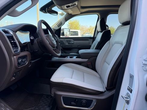 New 2026 RAM 1500 Laramie AWD/4WD image 14