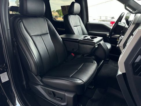 Used 2022 Ford F450 Lariat w/ Lariat Value Package AWD/4WD image 17