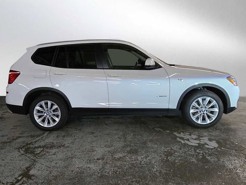 Used 2015 BMW X3 xDrive28i image 2