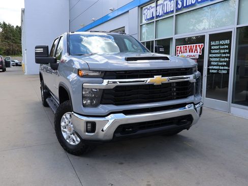 Certified 2024 Chevrolet Silverado 3500 LT w/ Safety Package AWD/4WD image 42