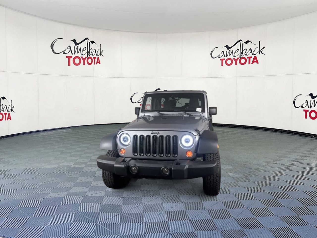 Used 2018 Jeep Wrangler Unlimited Sport S AWD/4WD image 6