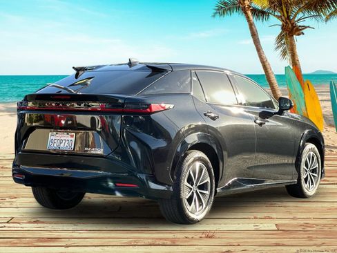 Used 2023 Lexus RZ 450e Premium w/ Technology Package image 6