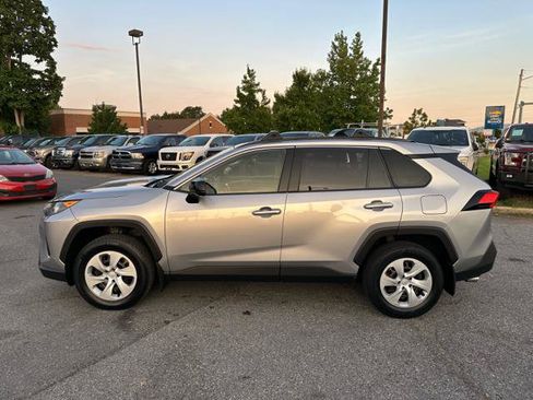 Used 2019 Toyota RAV4 LE w/ All Weather Liner Package AWD/4WD image 8