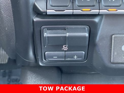 Certified 2020 GMC Sierra 1500 AT4 w/ AT4 Premium Package AWD/4WD image 31