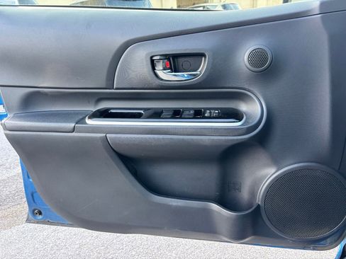 Used 2015 Toyota Prius C Four FWD image 12