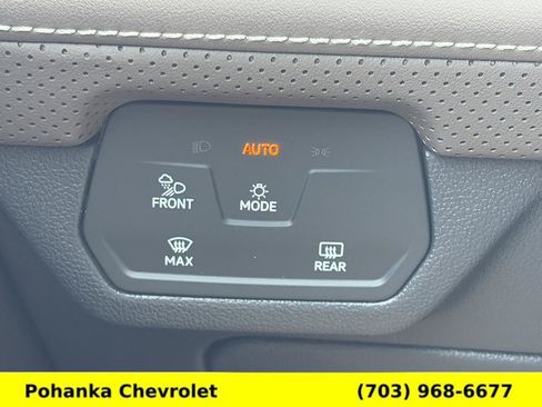 Used 2026 Volkswagen Atlas SEL AWD/4WD image 14